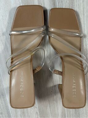 BCBGeneration Fisher Clear Strap Square Toe Slim Sculpted Block Heels Tan Size 9